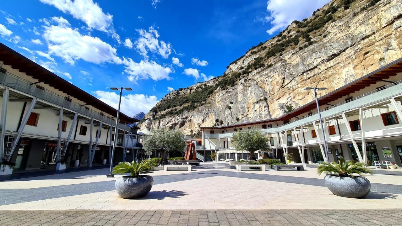 Garda Lake Aloha Apartments トルボレ エクステリア 写真