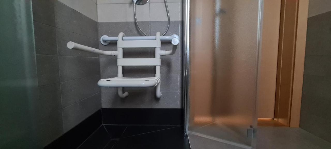 Garda Lake Aloha Apartments トルボレ エクステリア 写真