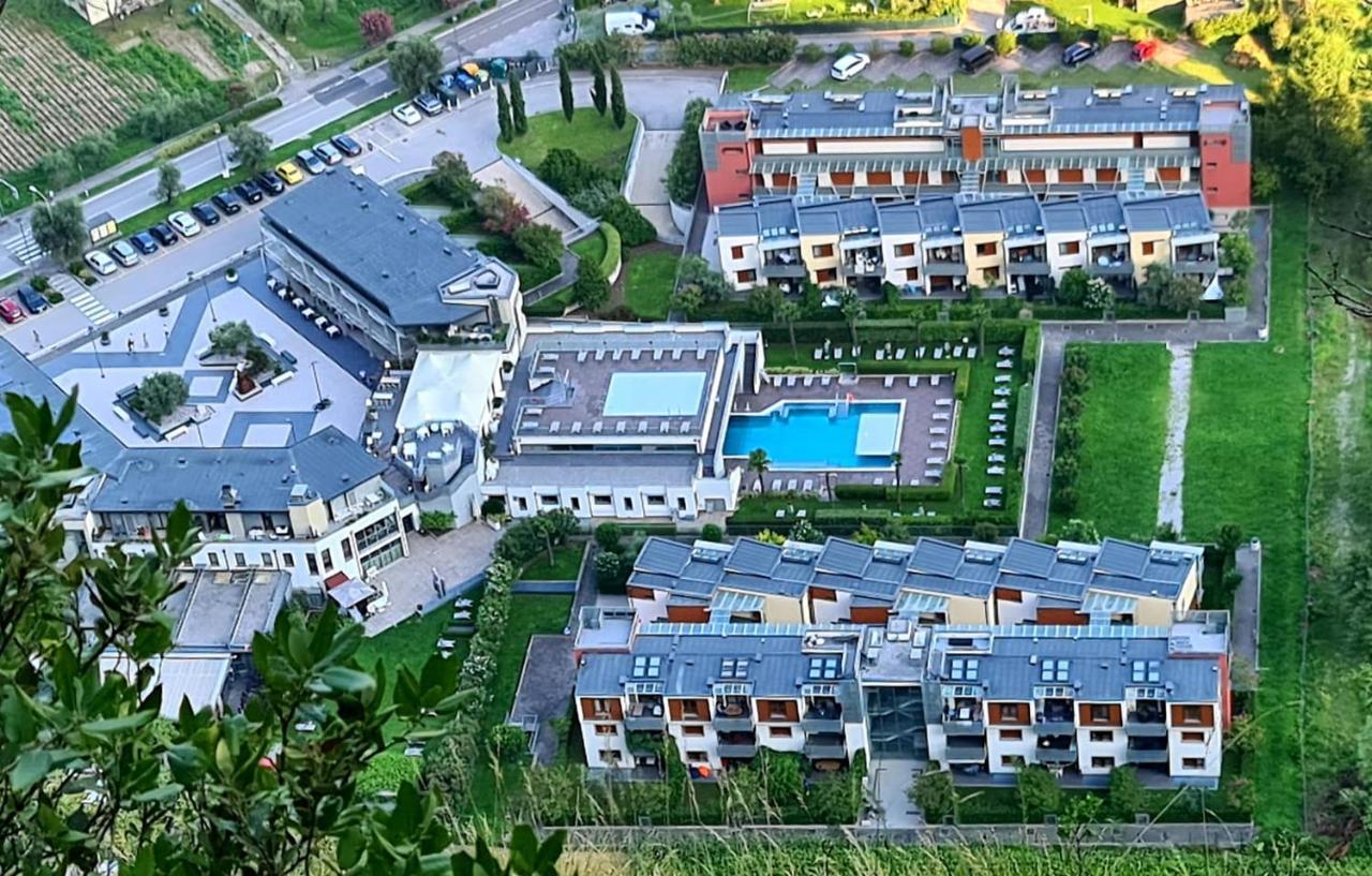 Garda Lake Aloha Apartments トルボレ エクステリア 写真